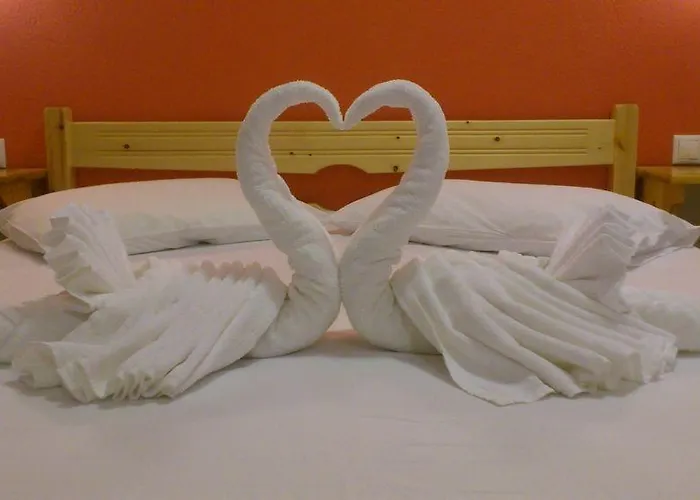 Alpha Naxos - Adults Only