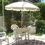 Alpha Naxos - Adults Only Daire *